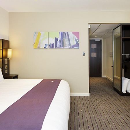 Premier Inn Premier Inn باغشوت المظهر الخارجي الصورة